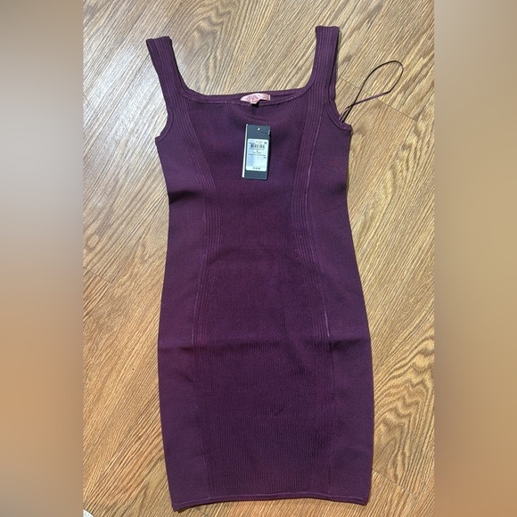 Guess dress - Picture 1 of 2